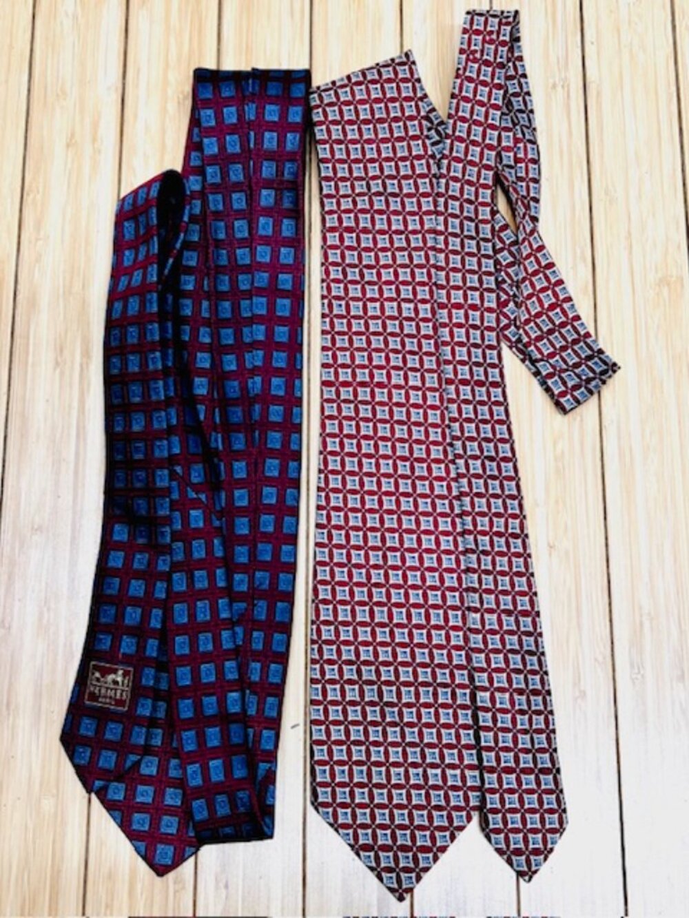 2 Neck ties Hermès Paris Silk France Made & Gentle Men +  1YSL Handkerchie (49) - Picture 14 of 16